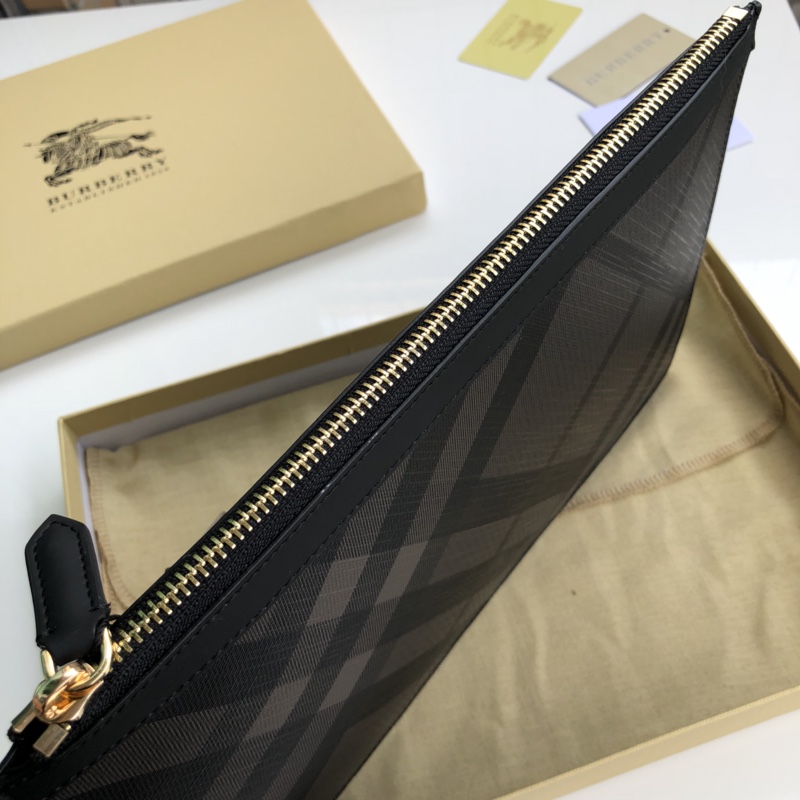 Burberry Clutch Bags